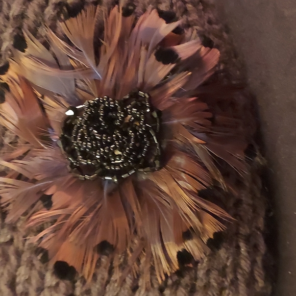 NWOT- Head Warmer with Feather-Green-Boho - Picture 2 of 5